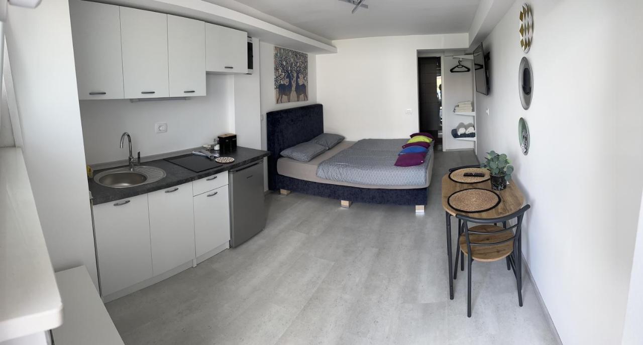 Abby Apartment Koper Exteriör bild